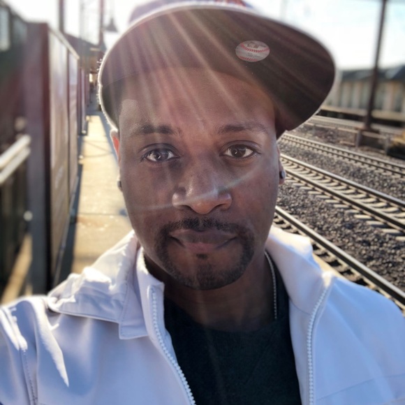 Meet your Posher, Junior - Picture 1 of 3